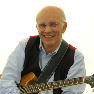 Free Template by uiCookies